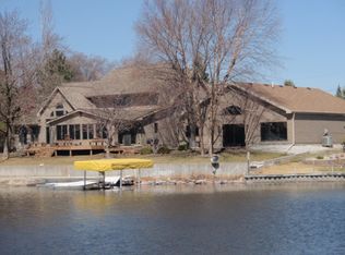 7 Beaver Lodge Rd, Columbus, NE 68601