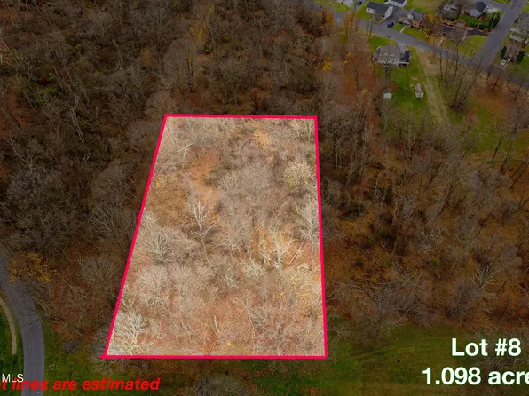 8 Off S, Bedford, PA 15522