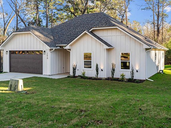4th image of 1610 Pineview Ln
