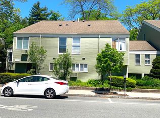 388 S Main St APT 46, Providence, RI 02903