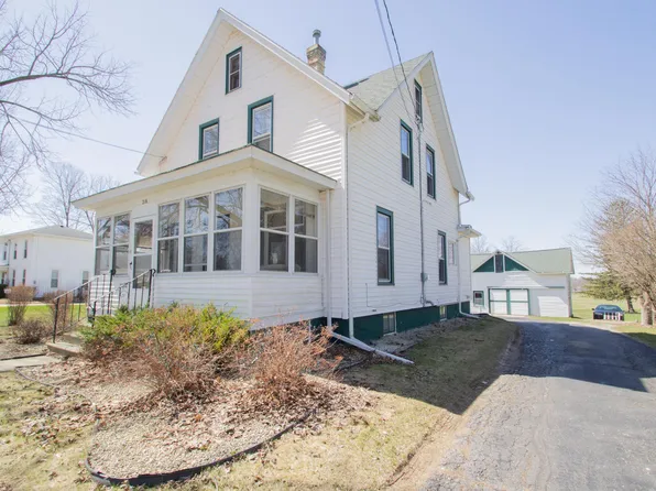 216 Fremont St, Watertown, WI 53098