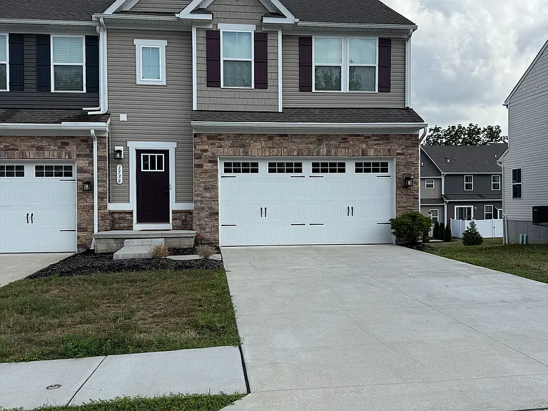 1536 Spruce Hill Dr — Photo 1