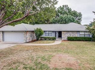 1216 Lariat Dr, Bartlesville, OK 74006