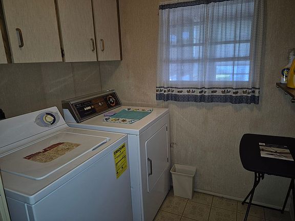 5th image of 904 Red Bud Rd