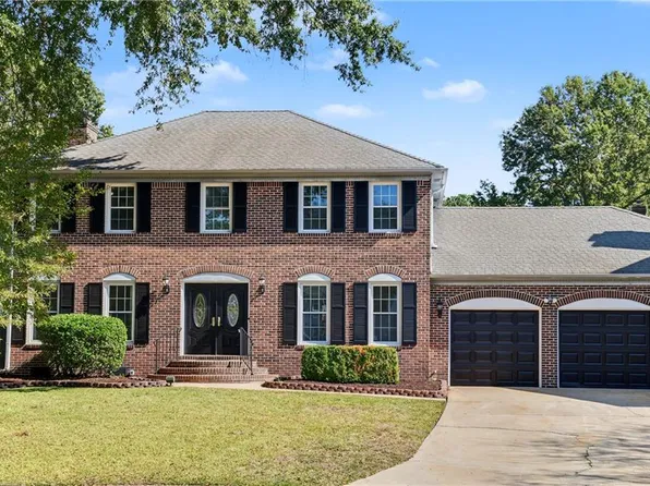 1408 Needham Ct, Virginia Beach, VA 23456