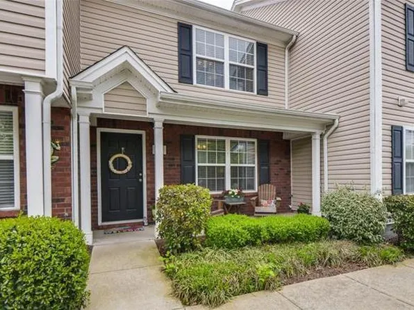 111 Oak Valley Cir, Smyrna, TN 37167