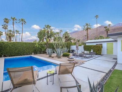 1529 S Calle Palo Fierro, Palm Springs, CA, 92264