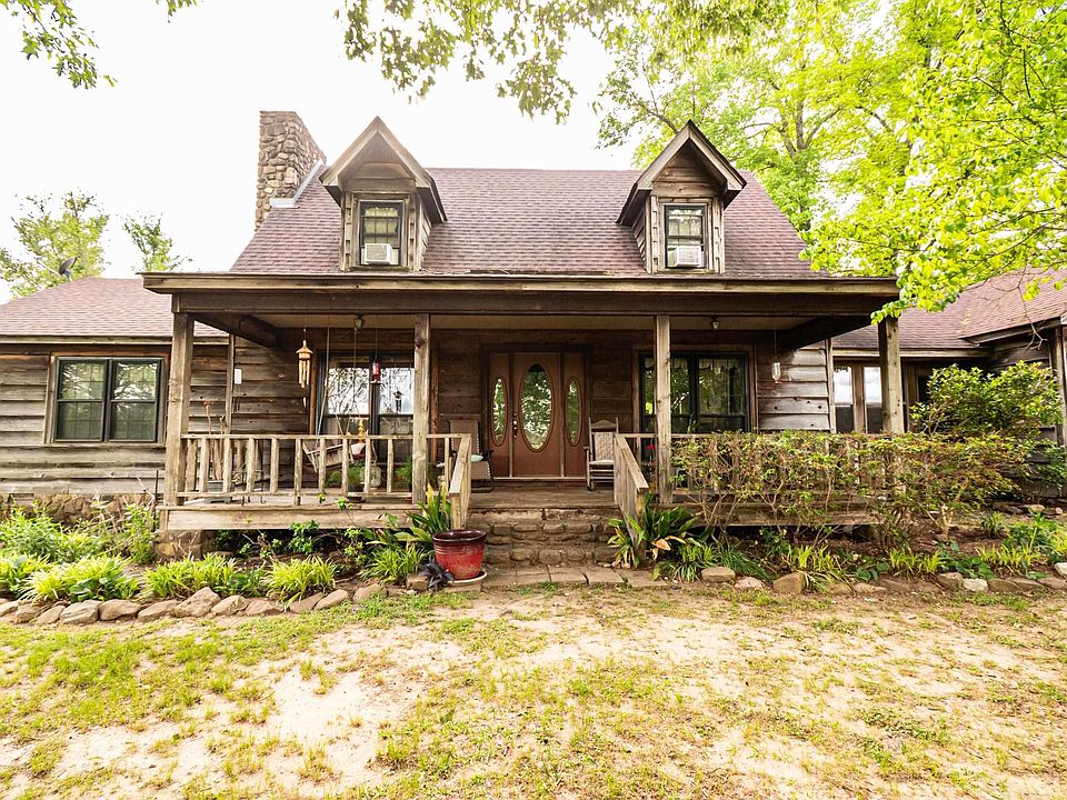 1st image of 136 Calhoun 26 Rd