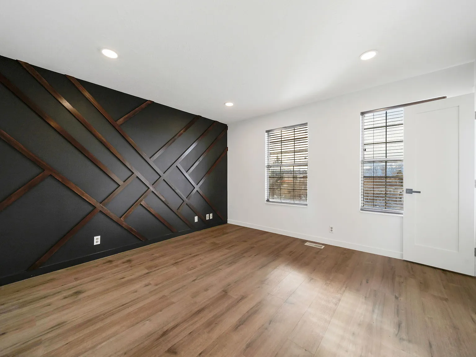 8865 S Danish Rd — Photo 4