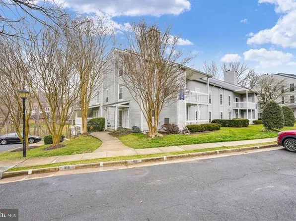 12000 Cardamom Dr #12000, Woodbridge, VA 22192