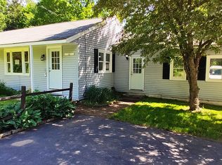 10 Mount Jefferson Rd, Hubbardston, MA 01452