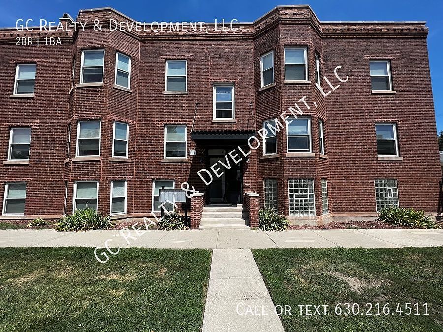 1st image of 3450 W Waveland Ave #B