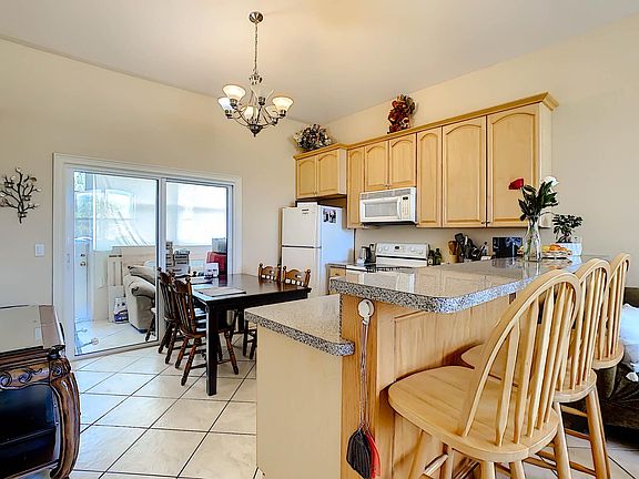 5th image of 317 Santurce Ave #B