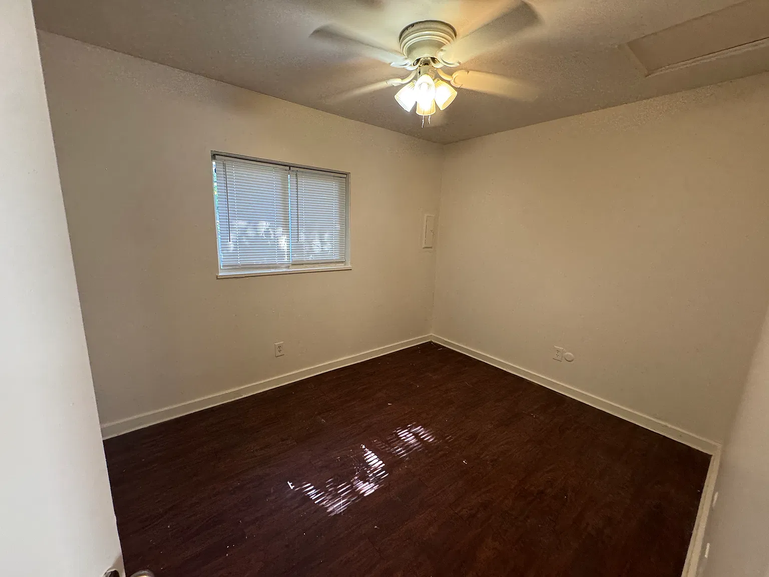 2 bed, $1,095 — Photo 4