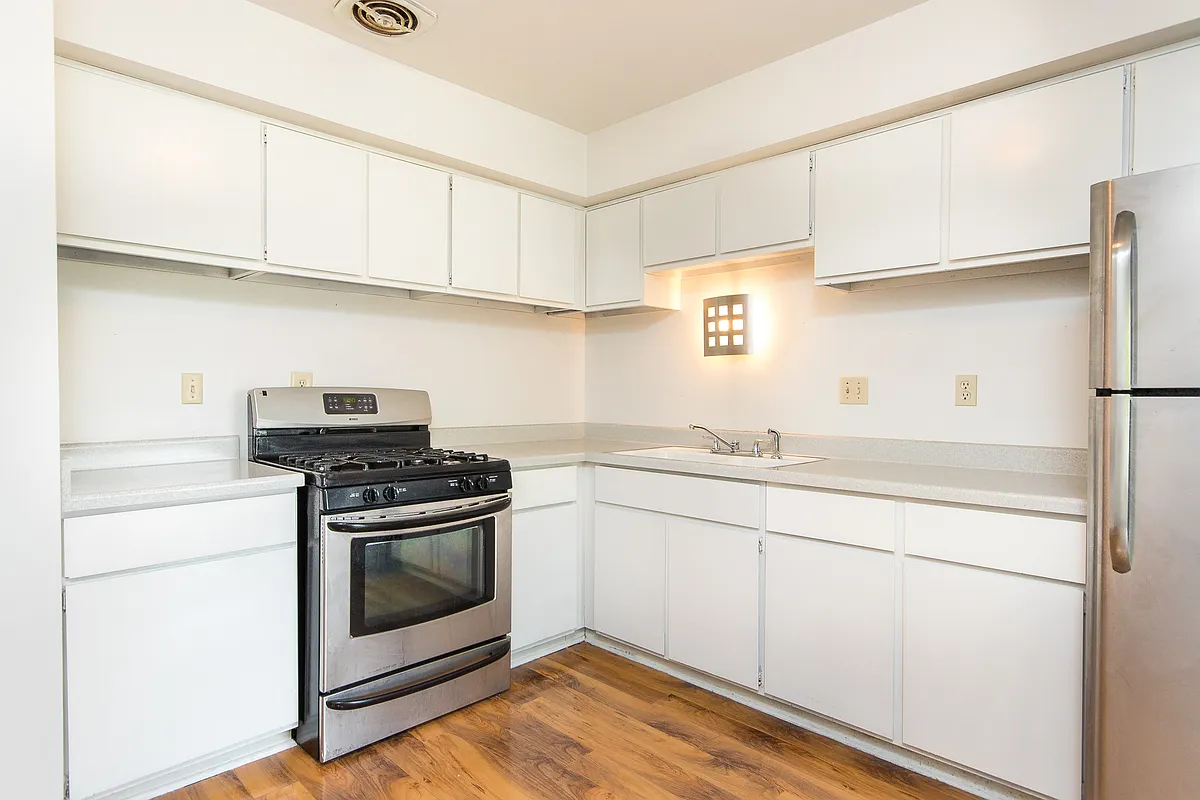 Building Photo - 3505 S Ellen St #4