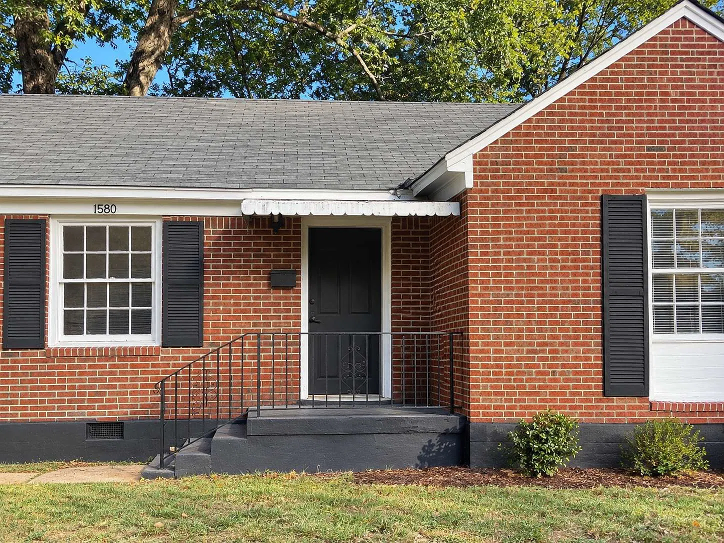 4 bed, 2.0 bath, 1550 sqft, $1,550 — Photo 1