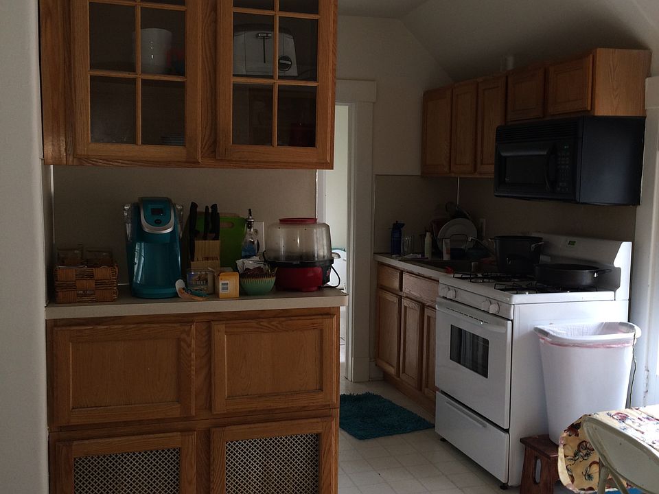 1st image of 724 Arch St APT 3