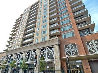 230 W Division St APT 1501, Chicago, IL 60610