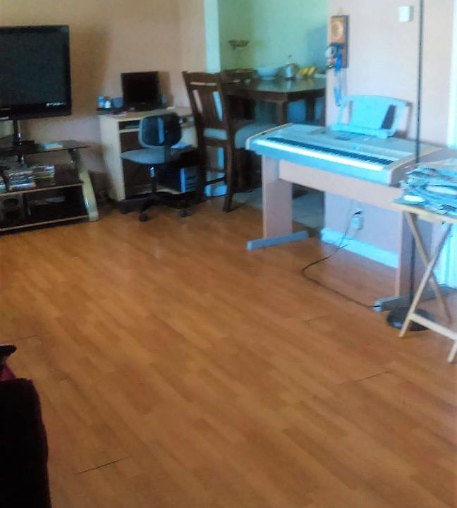 2nd image of 621 Las Palmas Ave