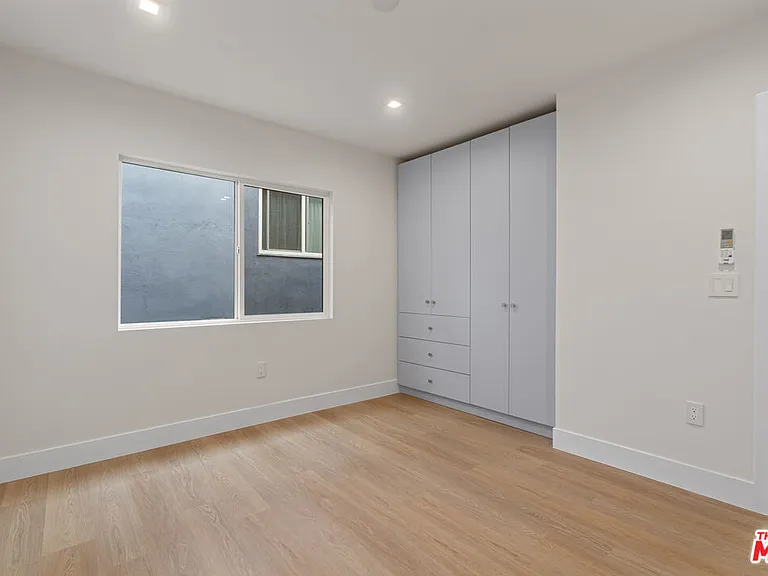 420 S Sepulveda Blvd #9 — Photo 12