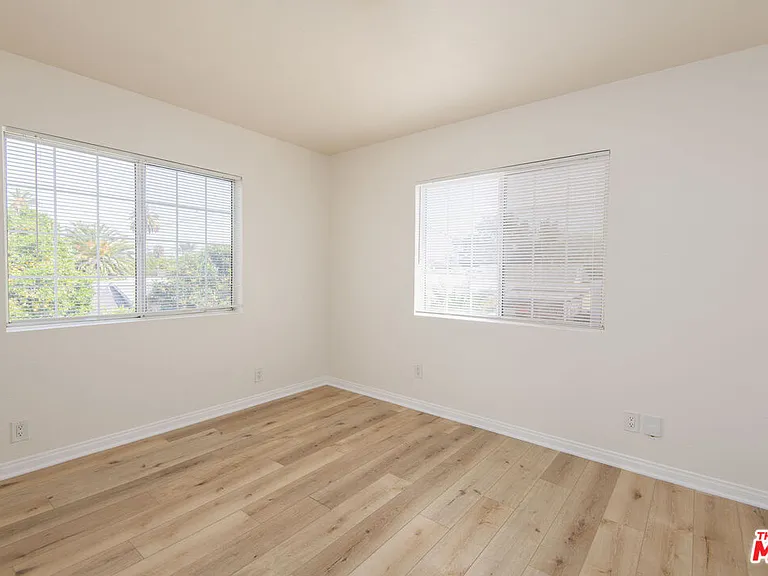 2134 S Cloverdale Ave — Photo 26
