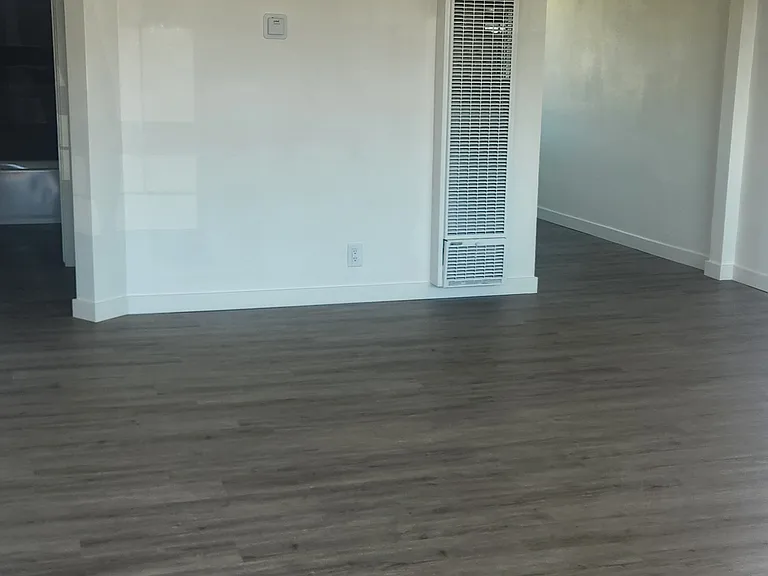 4426 Clara St #8 — Photo 10