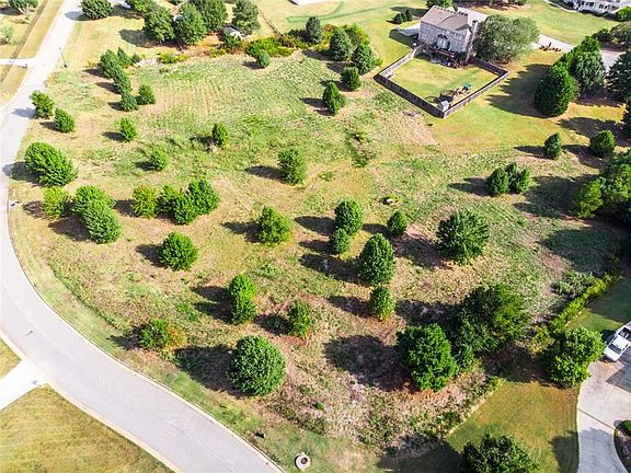 3rd image of 1009 Country Ln Lot 15