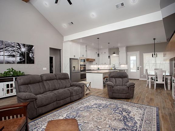 5th image of 9451 Aster Rd