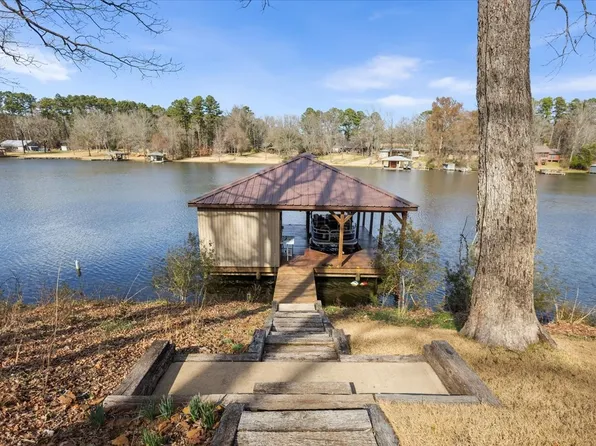 11249 Hamrick Lake Rd, Winona, TX 75792