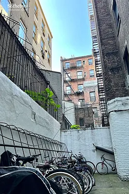 Rented by Sotheby's International Realty | media 21