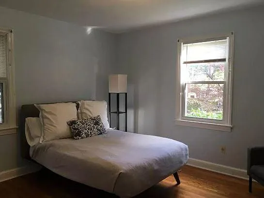 500 S Taylor St — Photo 8