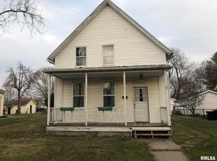 115 S Elm St, Washington, IL 61571