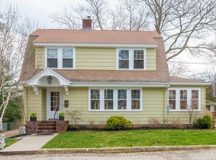 7 Merrill Rd, Marblehead, MA 01945