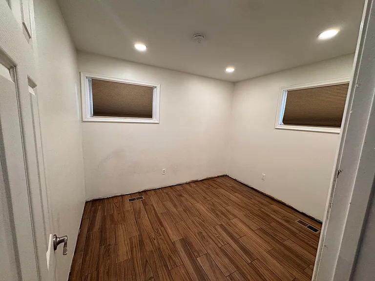 4619 Pardee Ave — Photo 8