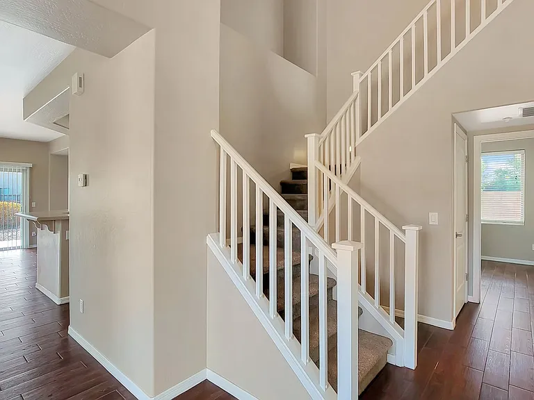 9037 W Plum Rd — Photo 3