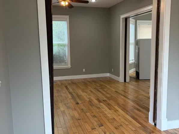225 S Middle St, Cape Girardeau, MO 63703
