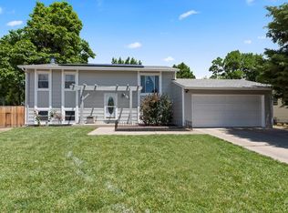 51 Wheatridge Dr, Pueblo, CO 81005