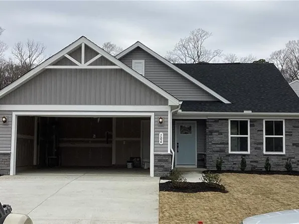 106 Franklins Tower Bnd, Williamsburg, VA 23185