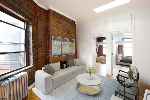 Rented by R New York | media 23