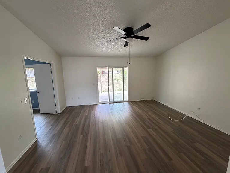 11981 Kenwood Dr — Photo 5