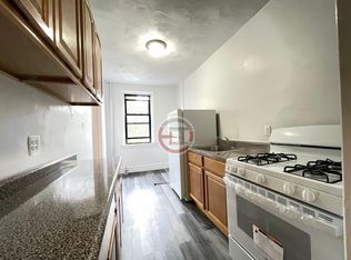 3063 Buhre Ave #3E, Bronx, NY 10461