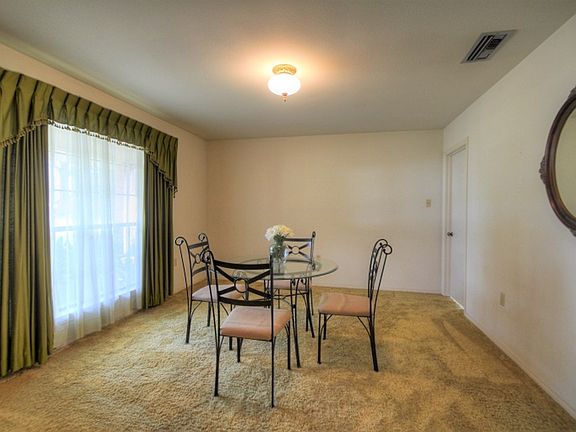 5th image of 57895 Homestead Dr