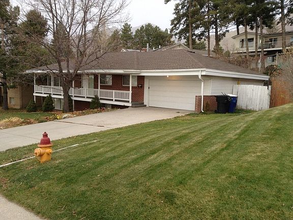 2nd image of 4335 S Spruce Cir