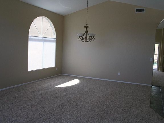 4th image of 4628 E Hunter Ct