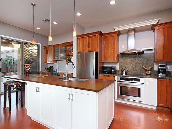3rd image of 257 W Tabascoe Pl