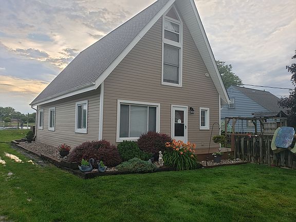 3rd image of 31076 Bayview Dr