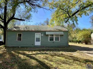 3363 SE Girard St, Topeka, KS 66605