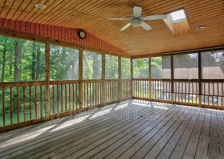 9710 Gwynn Park Dr — Photo 17