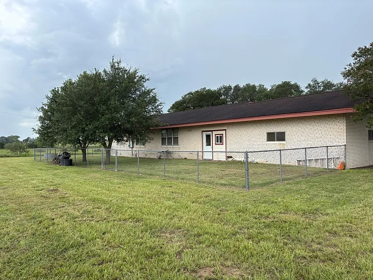3987 S Highway 304 — Photo 3