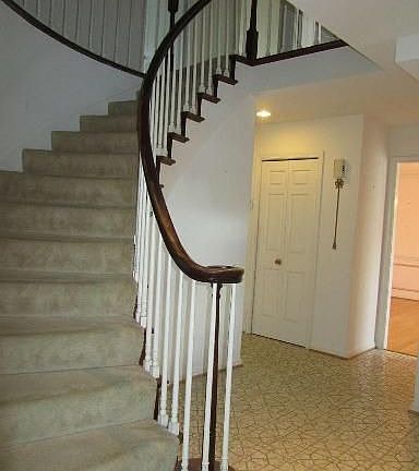 5th image of 9791 Meadow Valley Dr